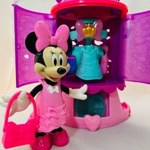 Disney Minnie Mouse Minnie's Bowtique Turnstyler Fashion Snap In Style Set